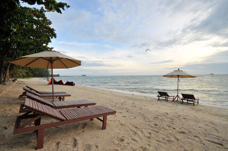 Grand Sea View Beach Resotel Lipa Noi Luaran gambar